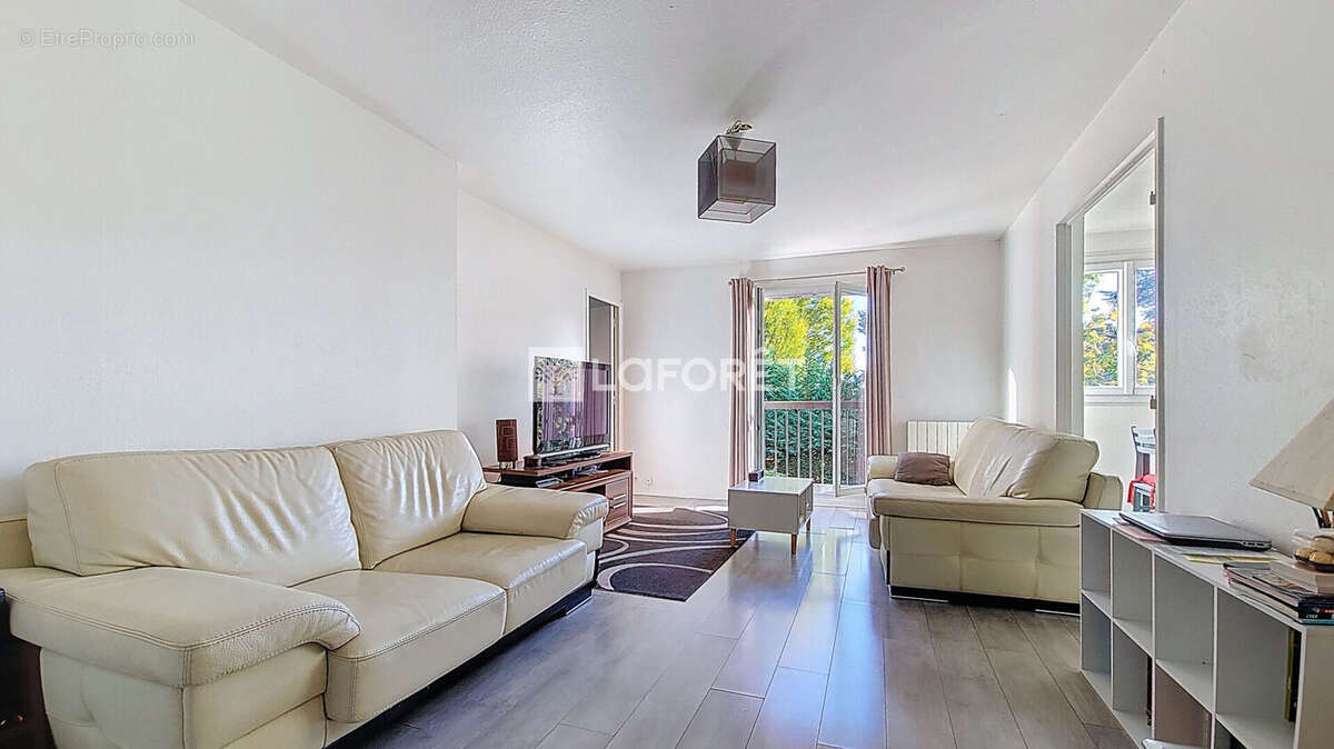 Appartement à SAINT-BRICE-SOUS-FORET