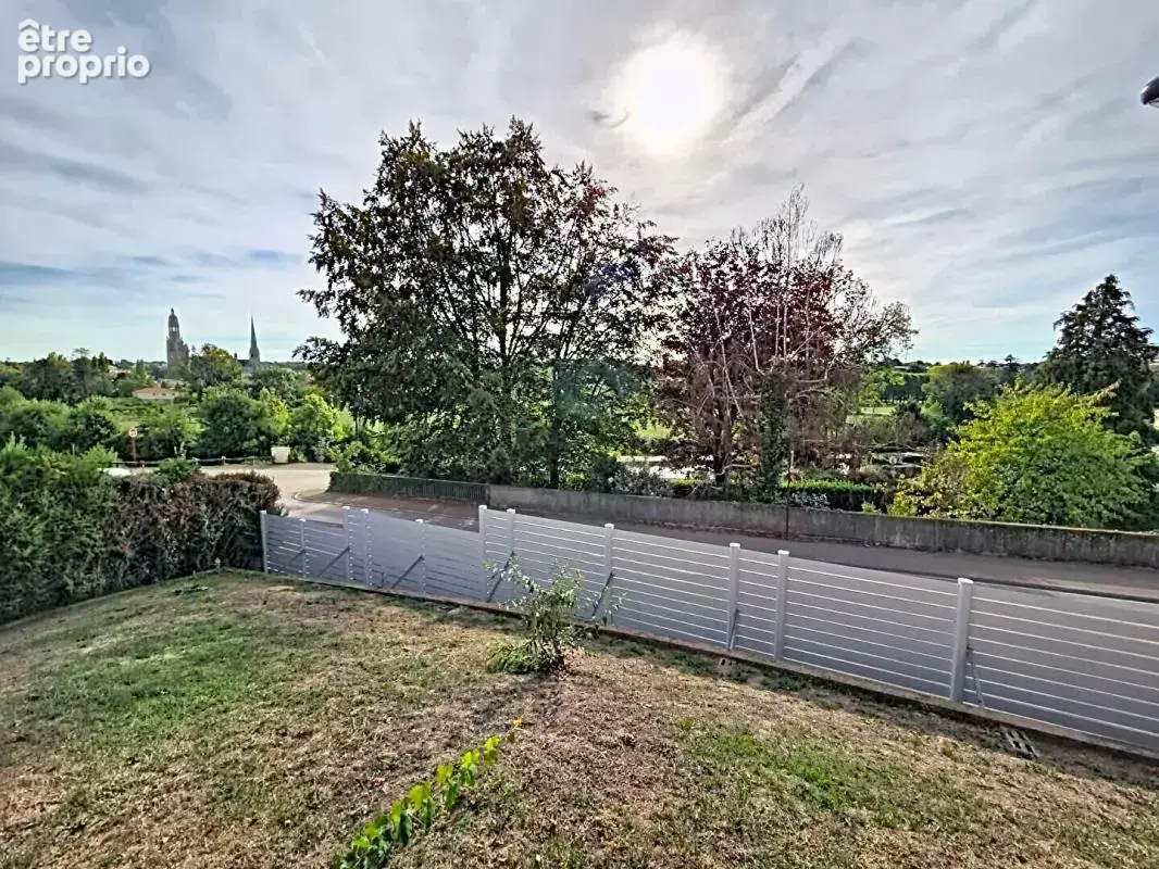 Maison Saint Laurent sur Sèvre 6 pièces avec T2 -178 m2 - photo 3