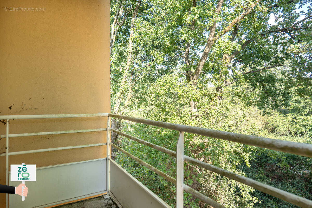 La roche-sur-yon est   f2 avec balcon & parking privatif   une opportunité à saisir ! - photo 17