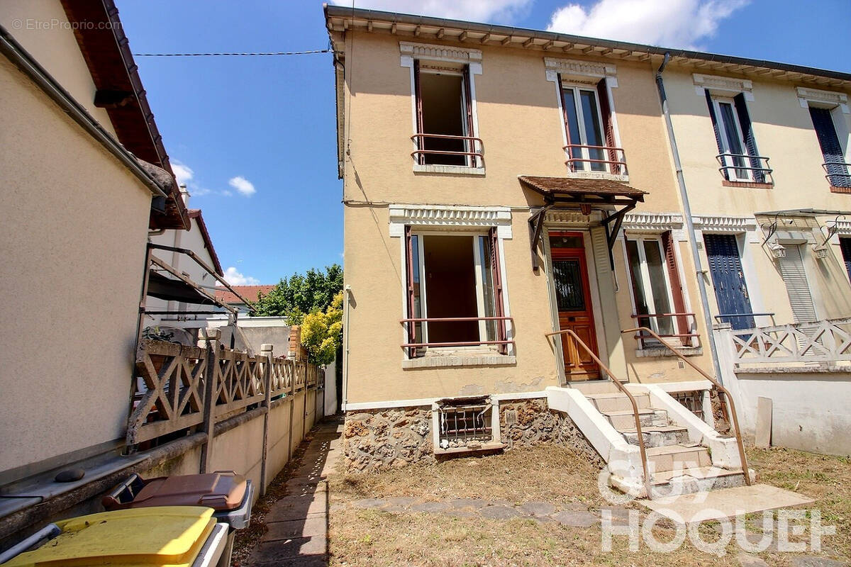 Maison à HOUILLES