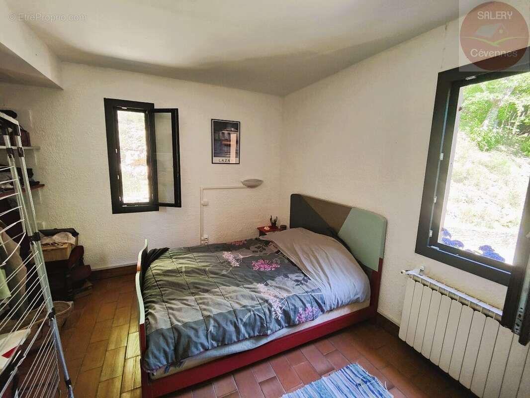 Spacieuse villa avec piscine dans un environnement privilégié - photo 5