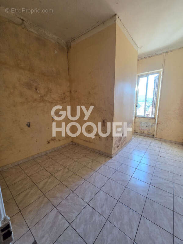 Appartement à MARSEILLE-15E