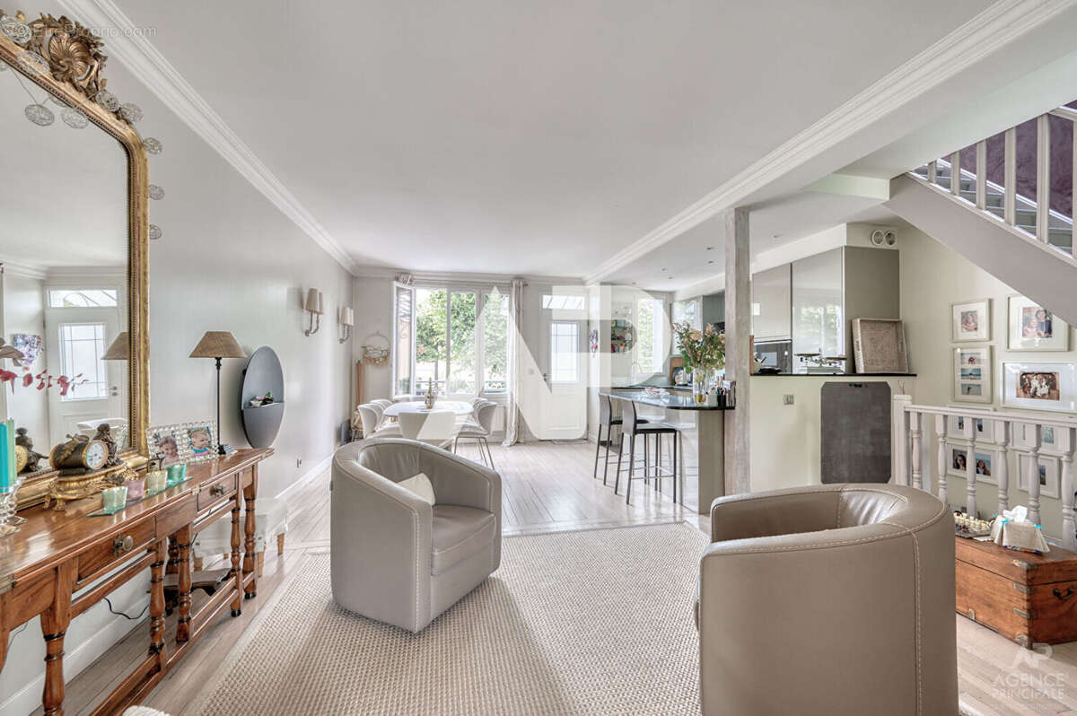 Maison à RUEIL-MALMAISON