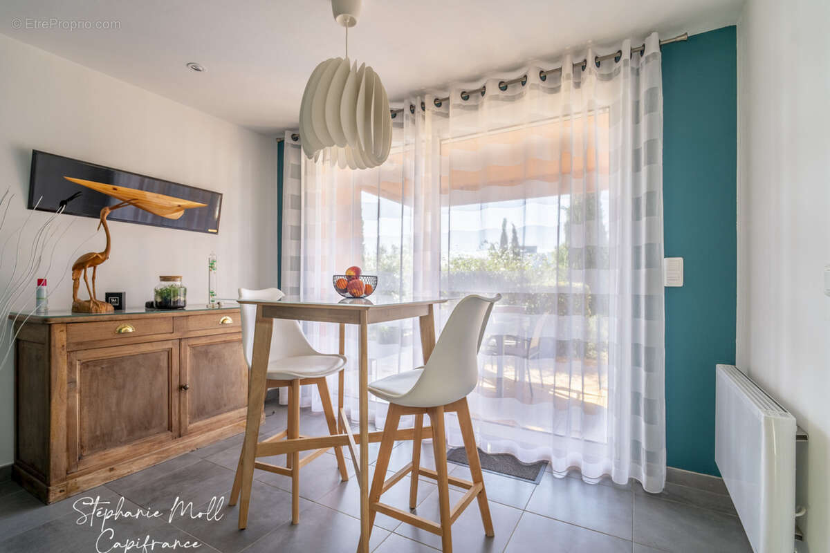 Dpt Aude (11), à vendre NARBONNE maison P7 de 232 m² - Terrain de 1 065,00 m² - photo 5