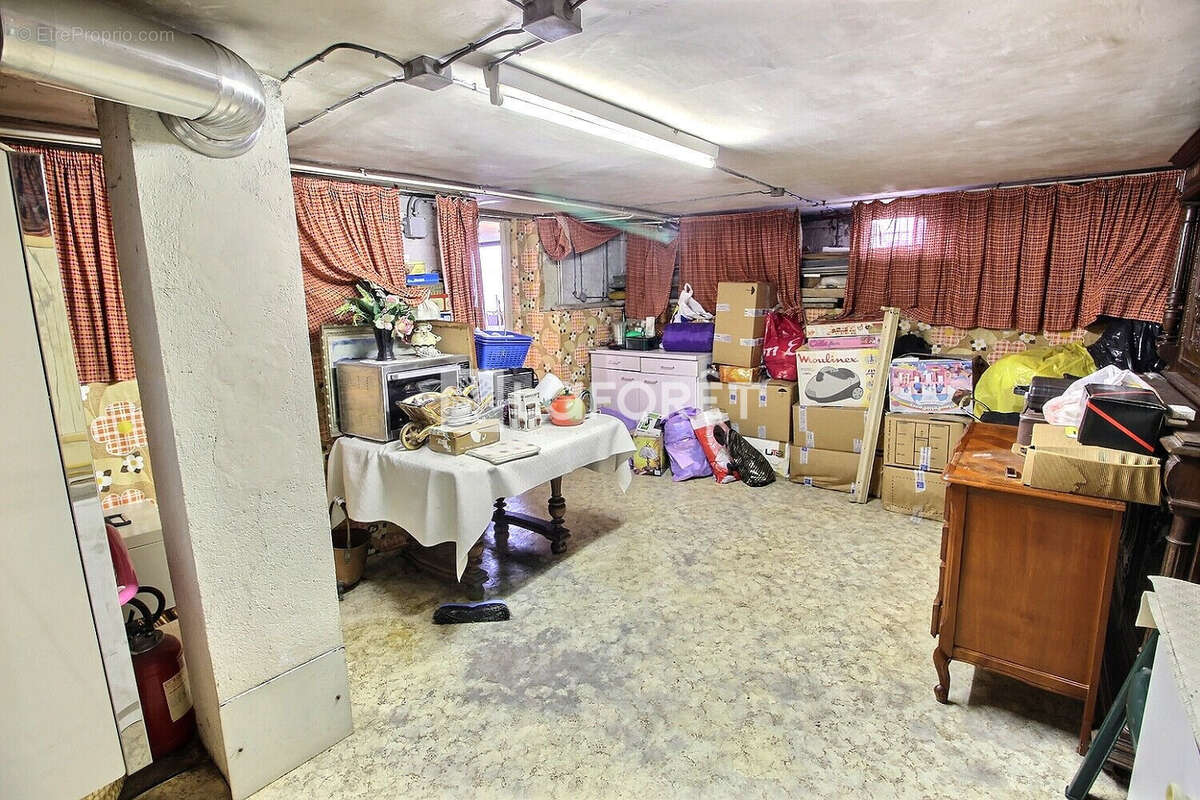 Maison à VILLENEUVE-LA-GARENNE