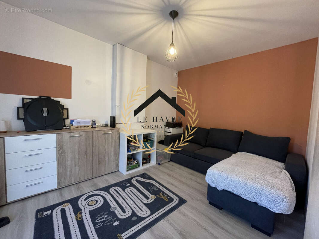 Maison 110 m² à Criquetot-L'esneval  - photo 9