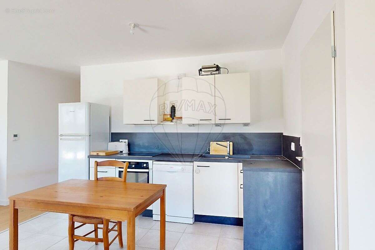 Appartement à SAINT-JEAN-DE-LA-RUELLE