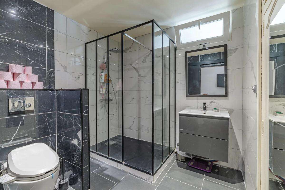 Appartement à MONTROUGE