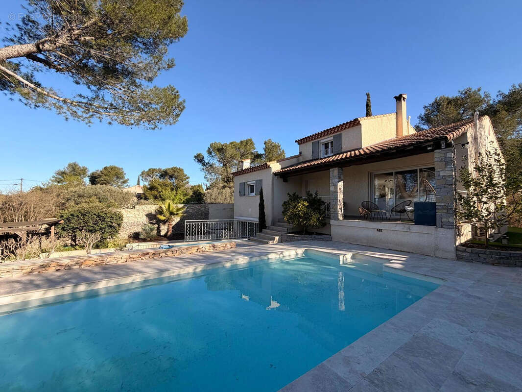 Maison à NIMES