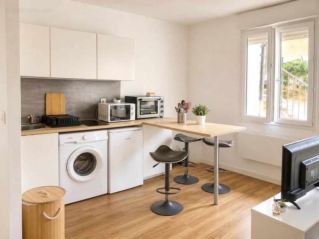 Photo 1 - Appartement à VILLEURBANNE