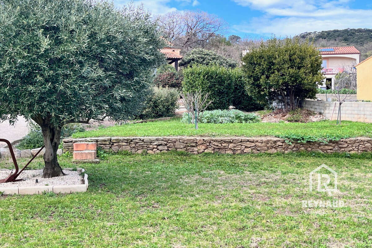 Terrain à CLERMONT-L&#039;HERAULT