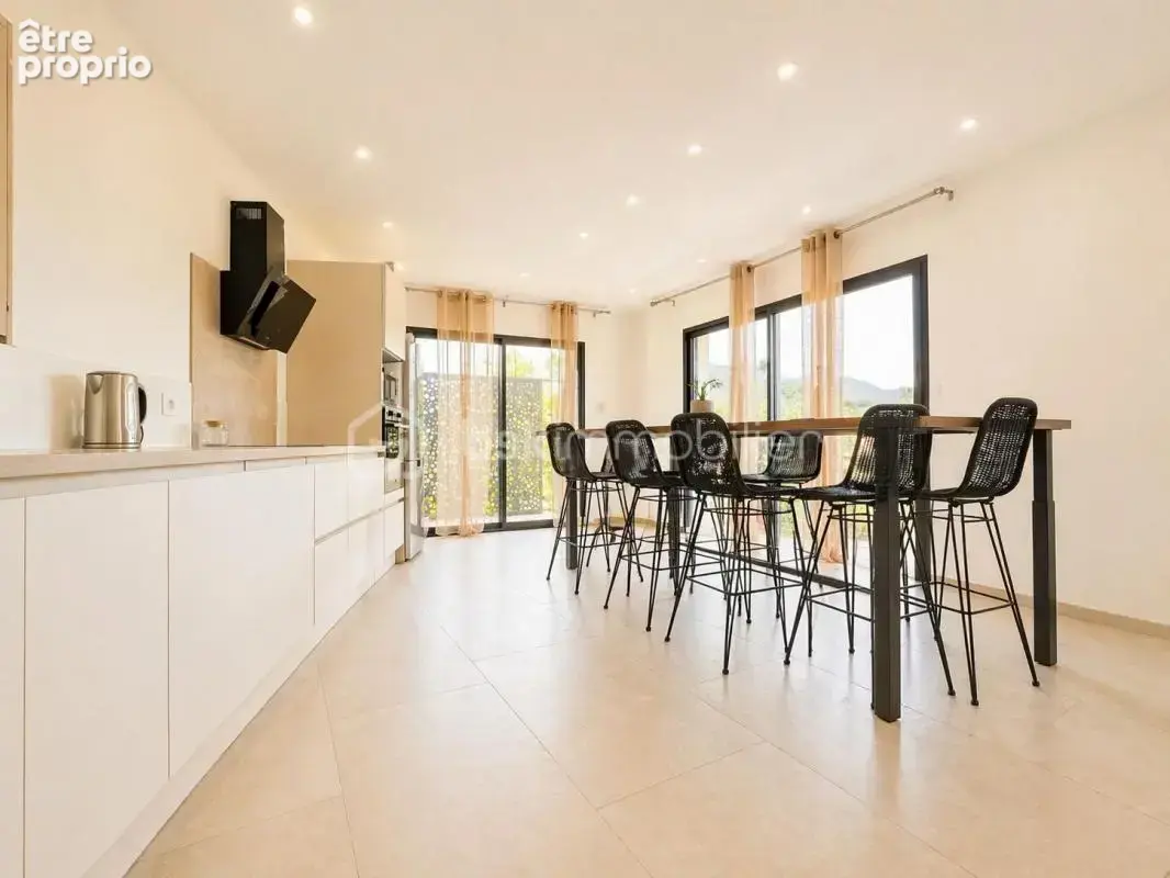 Maison sur la commune de Voiron de 136 m² - photo 3
