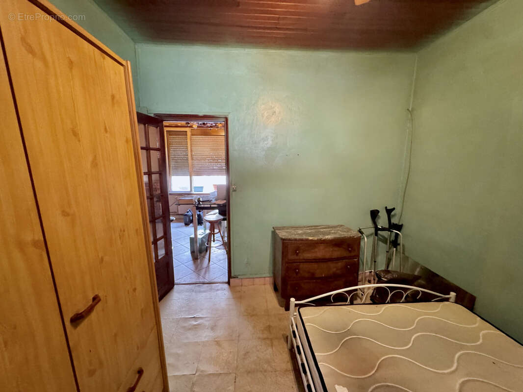 Appartement à MARSEILLE-5E