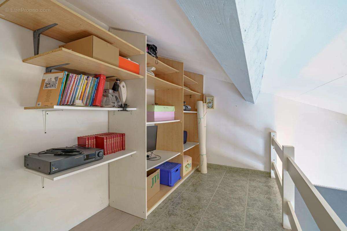 Maison à PELISSANNE