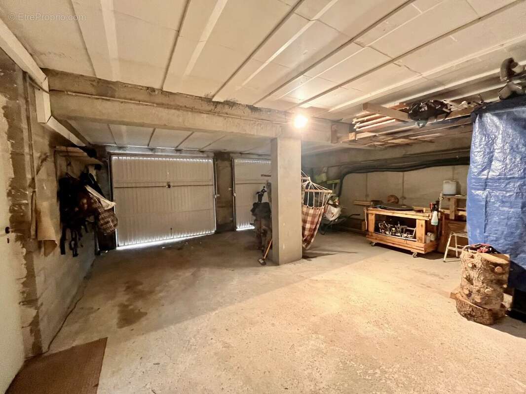 Maison à LES ANGLES