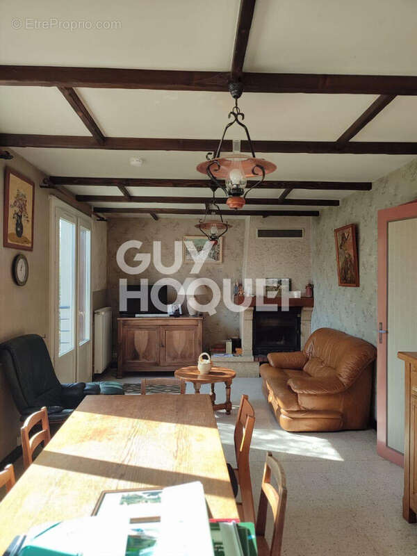 Maison à JONQUIERES