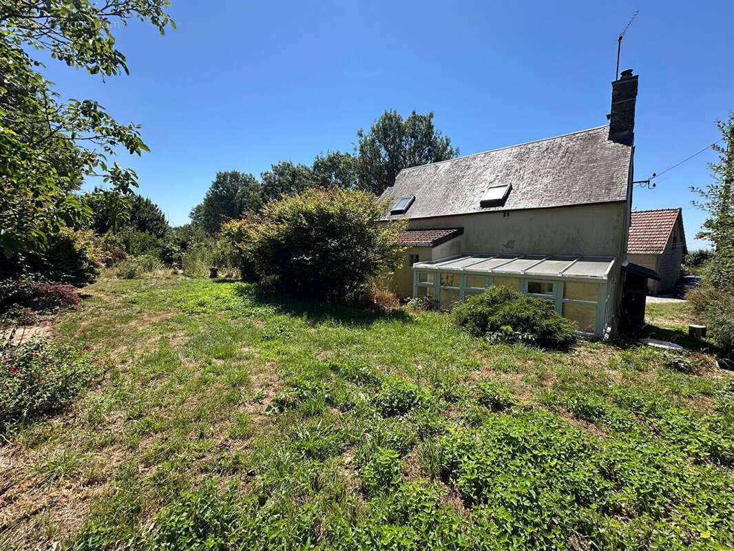 Maison à LA HAYE-DU-PUITS