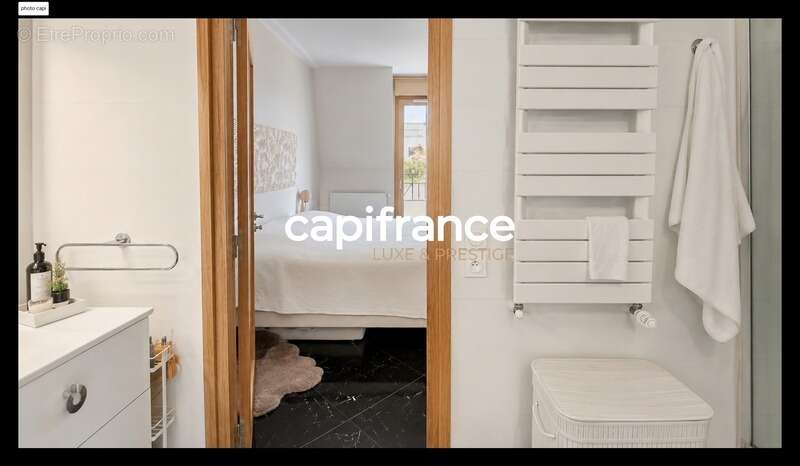 Appartement à LE PLESSIS-ROBINSON