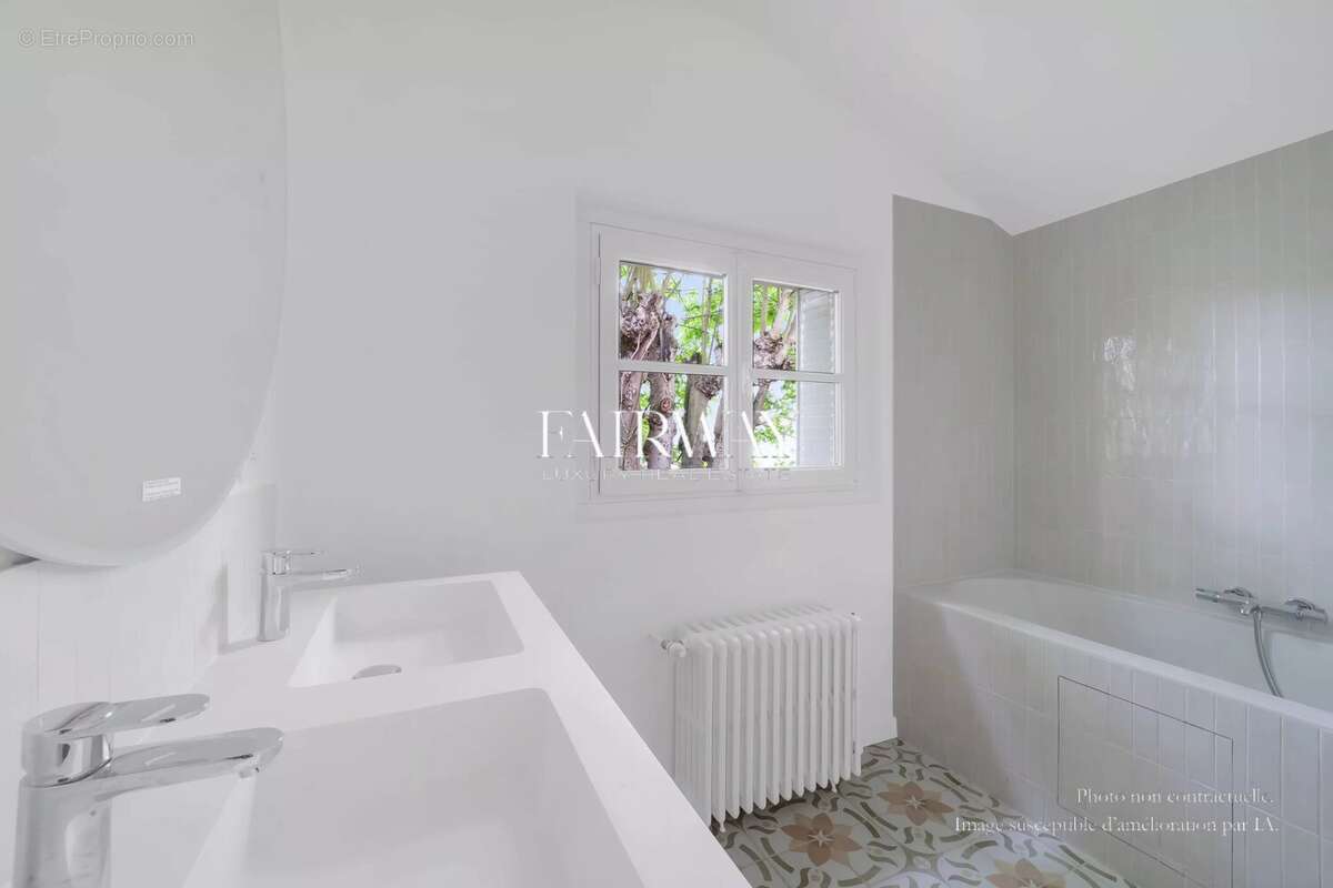 Maison familiale rénovée avec jardin sans vis à vis – 4 chambres – Saint-Cloud (Montretout) - photo 13