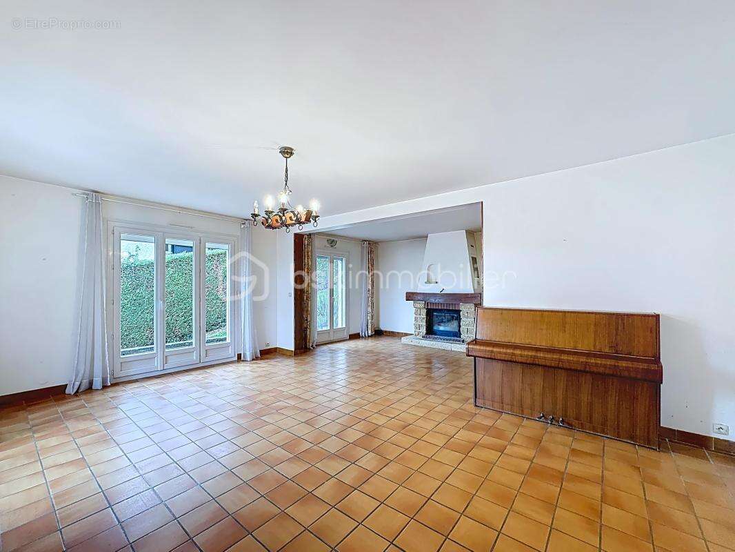 Maison à CLAIX