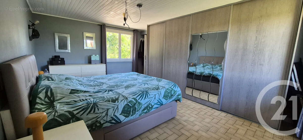 Maison 163 m² à La Frette  - photo 6
