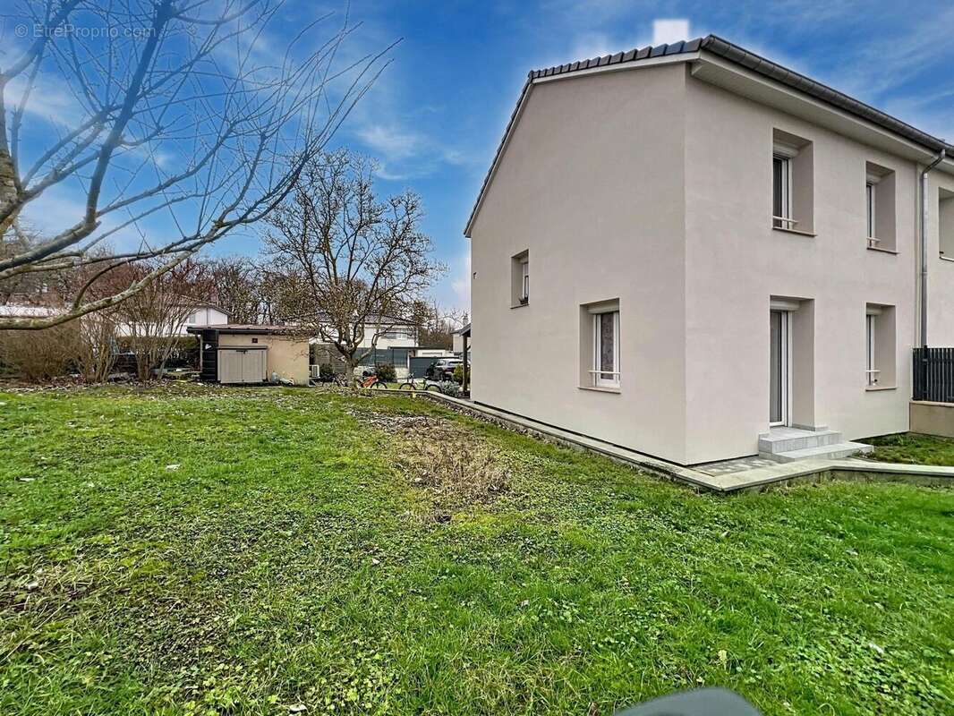 Photo 2 - Maison à GUENANGE