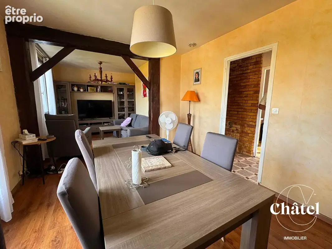 SAINT-MAXIMIN - Maison sur sous-sol et garage - jardin - photo 3