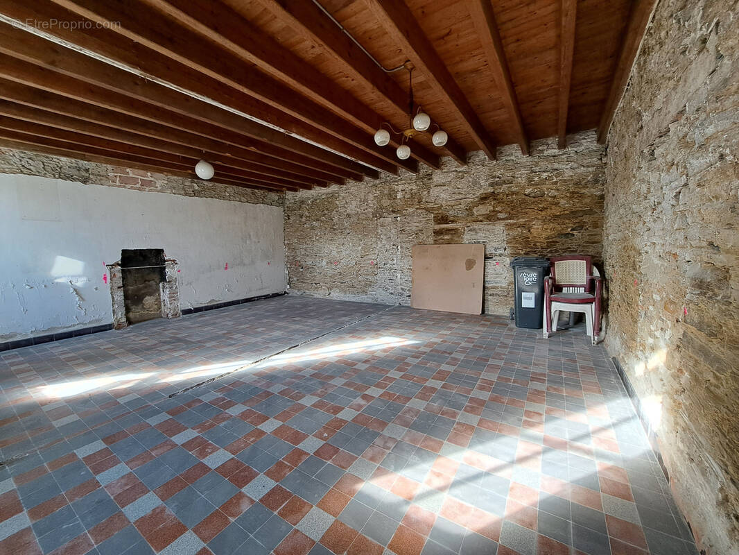 Maison à LA REGRIPPIERE