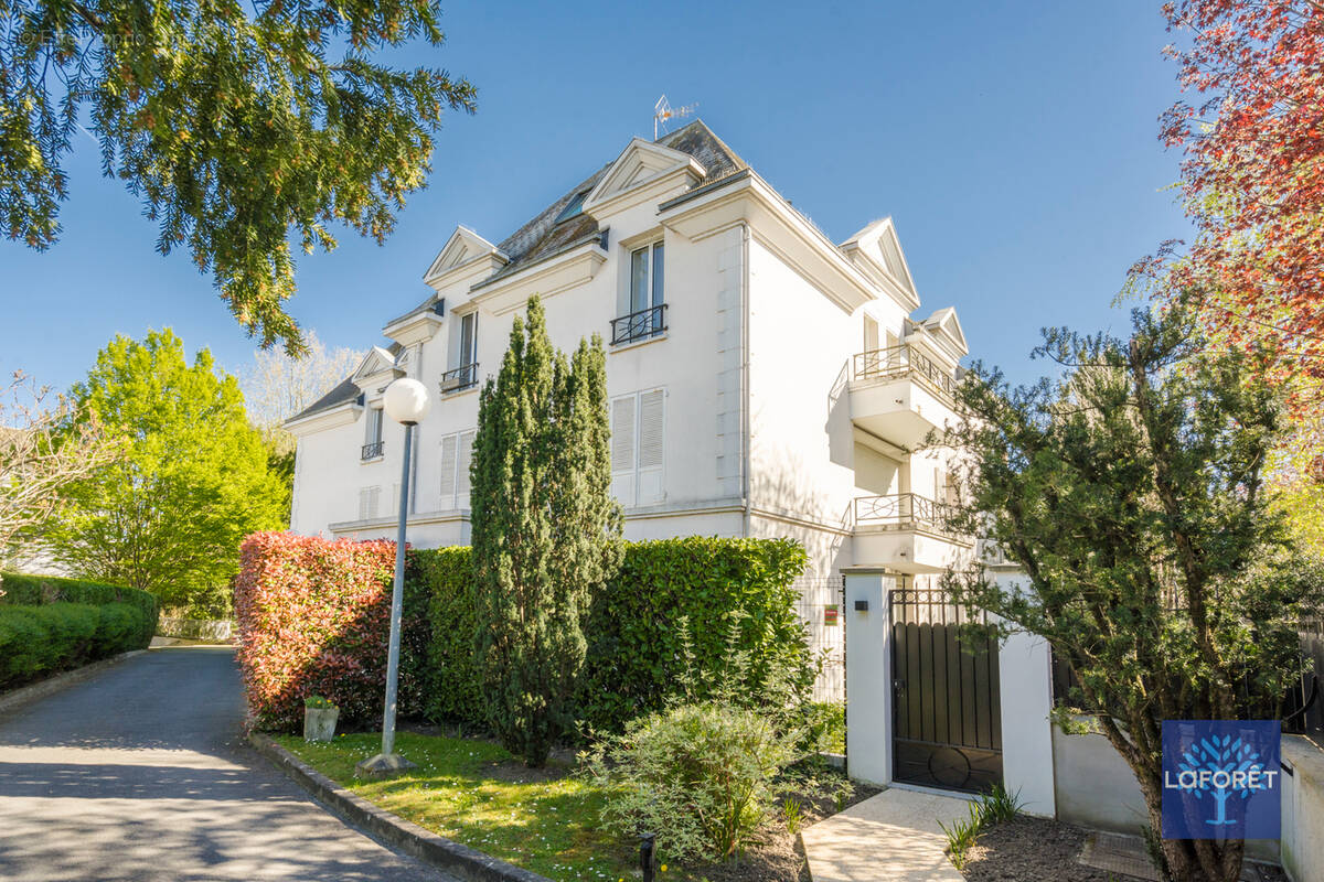 Appartement à LE RAINCY