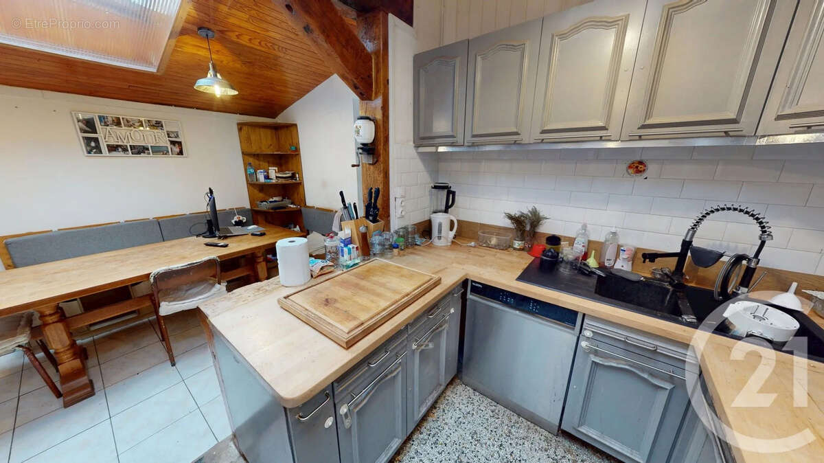 Maison à SAINT-QUENTIN