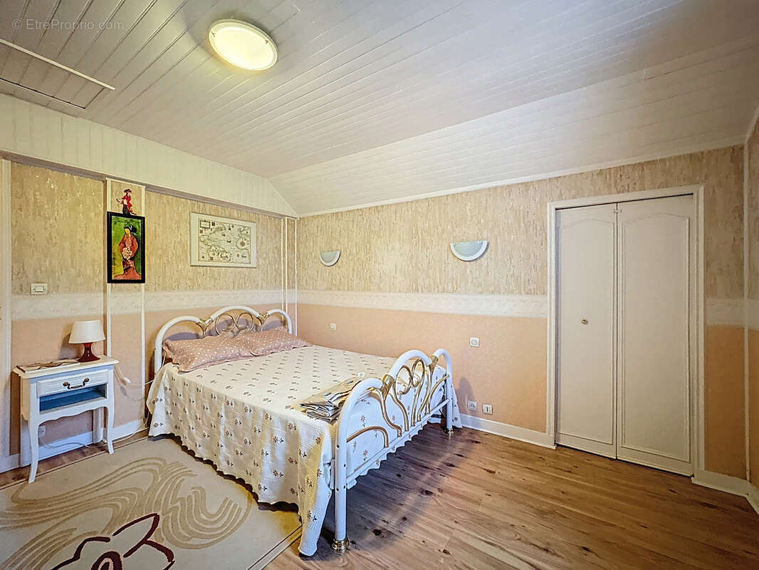 Maison à SAVIGNY-SUR-ORGE