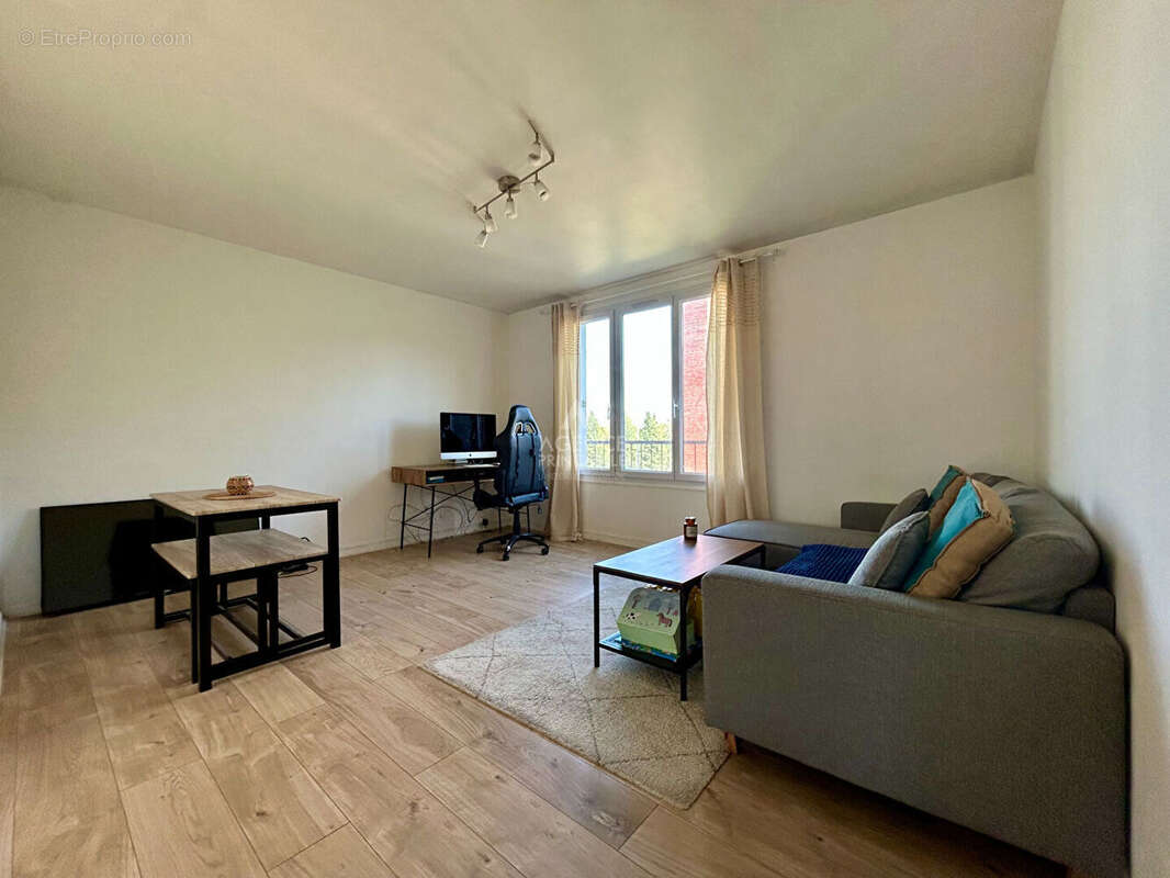 Appartement Poissy 3 pièce(s) 60 m2 - photo 3