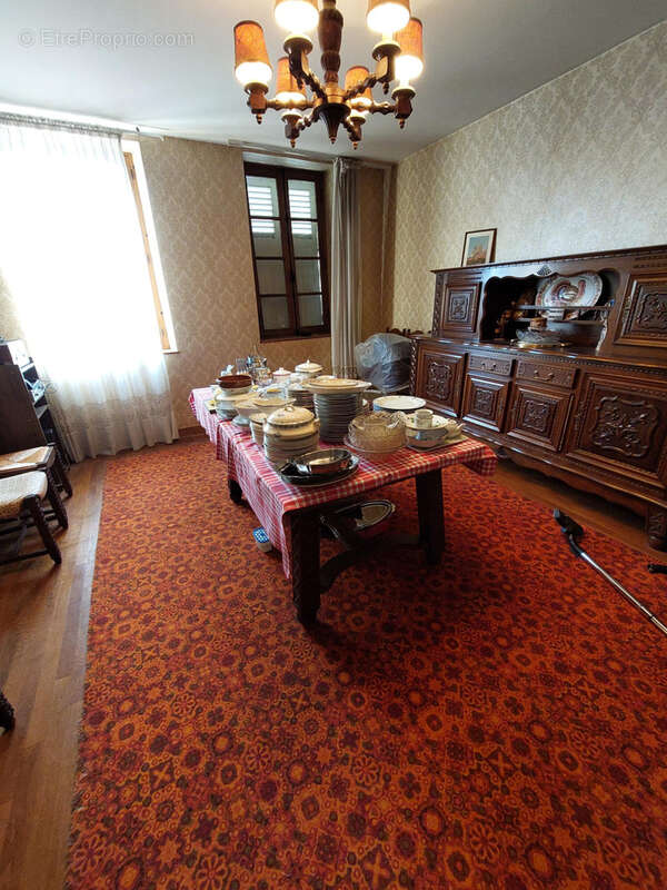 Maison à SOUVIGNY