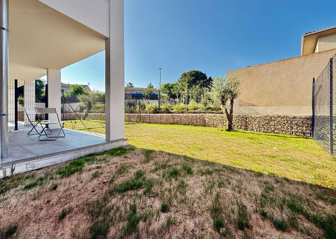 Appartement à SIX-FOURS-LES-PLAGES