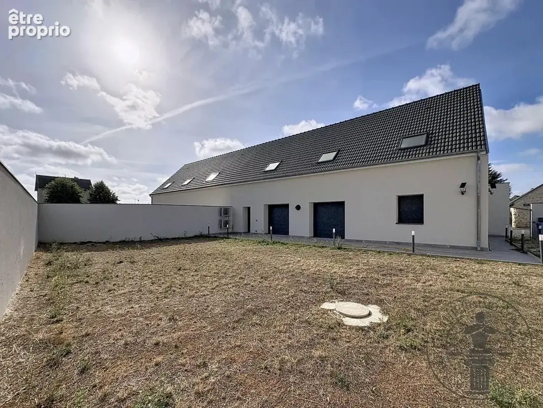 Photo Maison à Sainville au prix de 300 000€