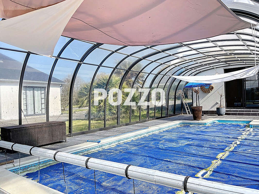 Maison à REGNEVILLE-SUR-MER