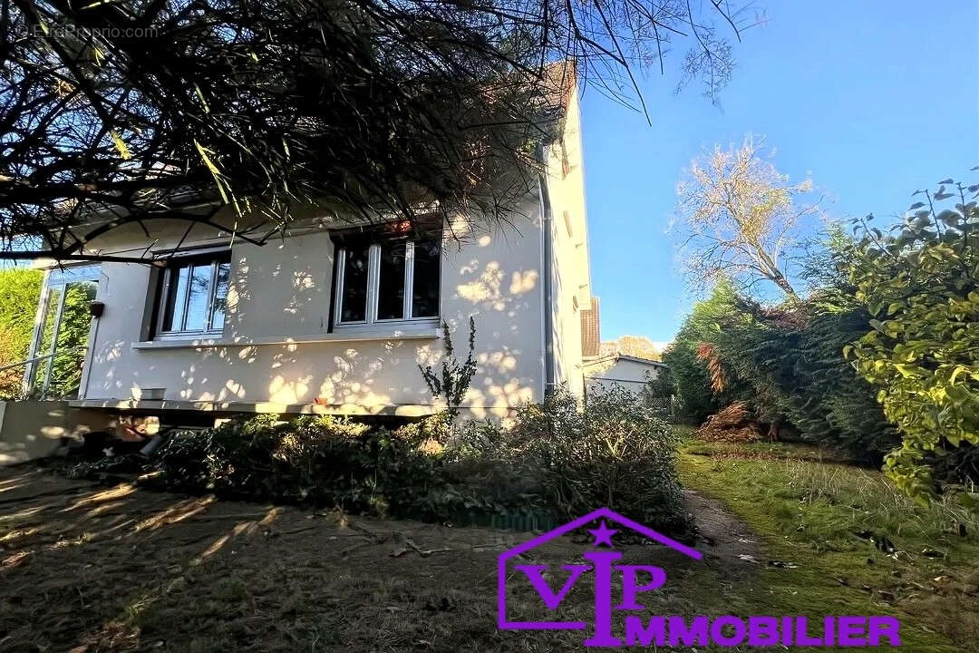 Maison à SOTTEVILLE-LES-ROUEN