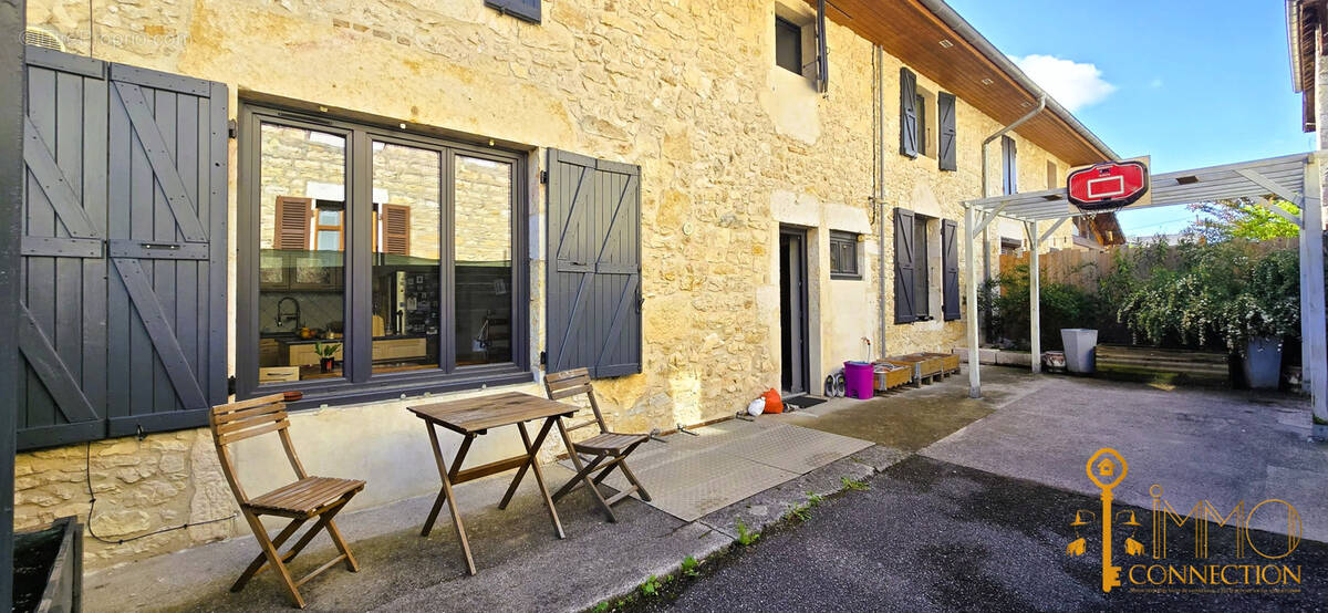 Maison à ARTEMARE