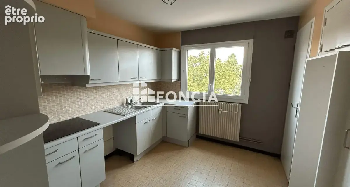 Exclusivité Carpentras : T3 de 87 m² avec deux chambres, balcon et cave, libre de suite - photo 2