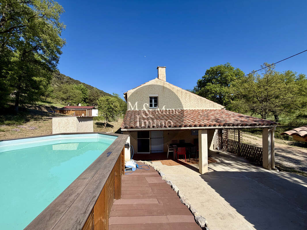 Maison à ALLEMAGNE-EN-PROVENCE