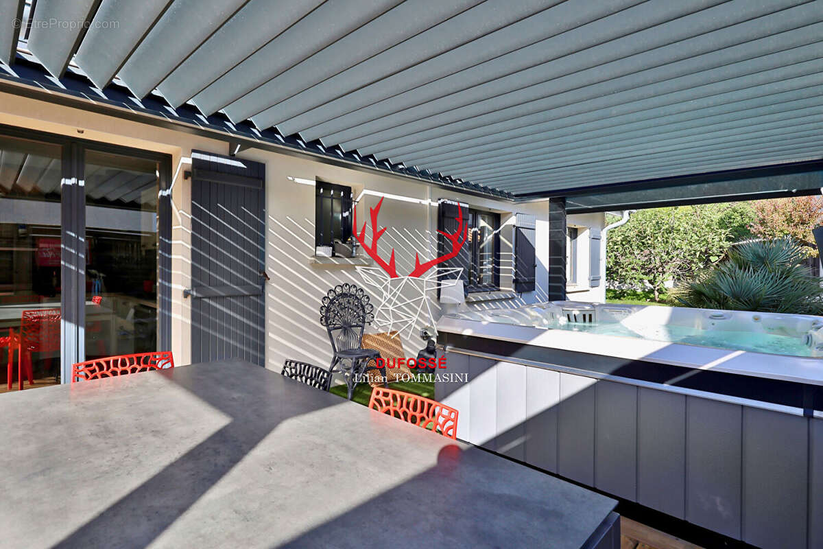 Maison à MARCY-L'ETOILE