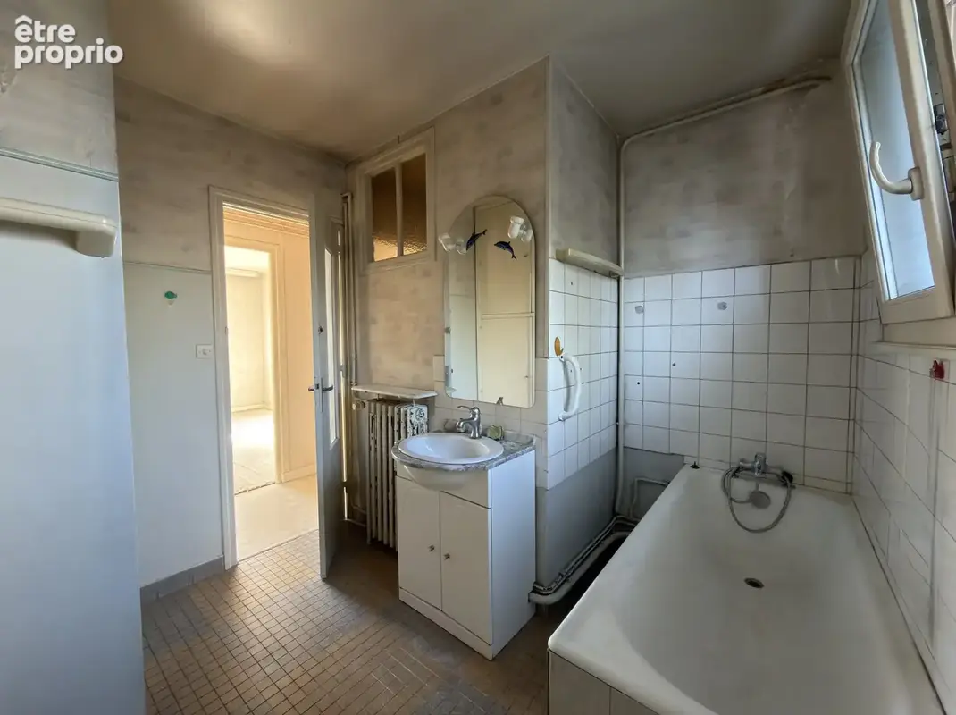 ARTEM, BELLE OPPORTUNITEE A SAISIR un appartement à rénové de 3 pièces très lumineux de 77,70 m2, situé au 1-e - photo 10