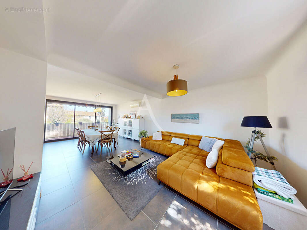 Maison à LEZIGNAN-CORBIERES