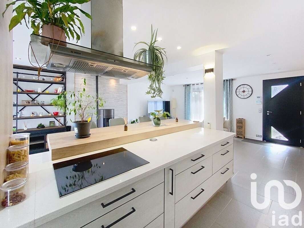 Photo 6 - Maison à CHEVRY-COSSIGNY