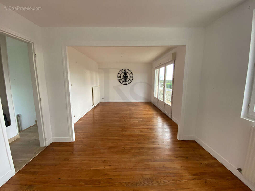 Maison à LA CHAPELLE-D&#039;ANDAINE