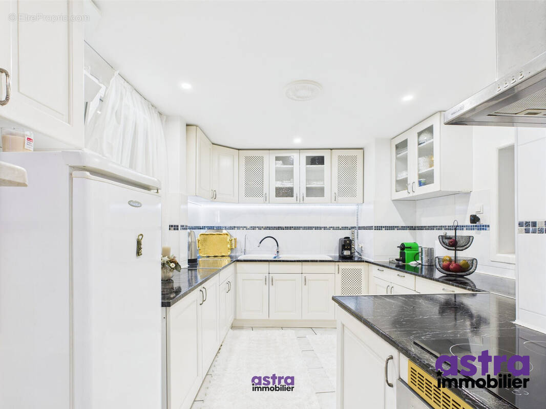 Maison à VILLAGE-NEUF