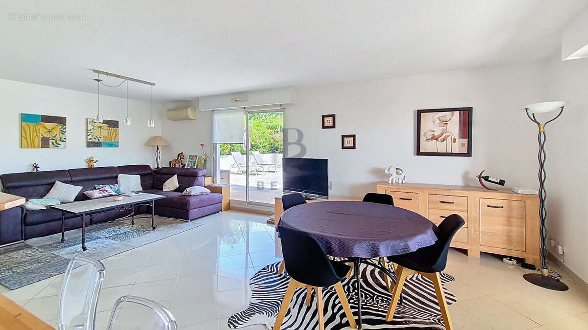 Appartement à FREJUS