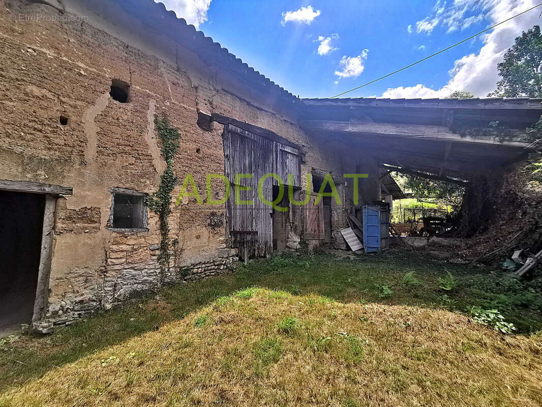 Appartement à SAINT-CHEF