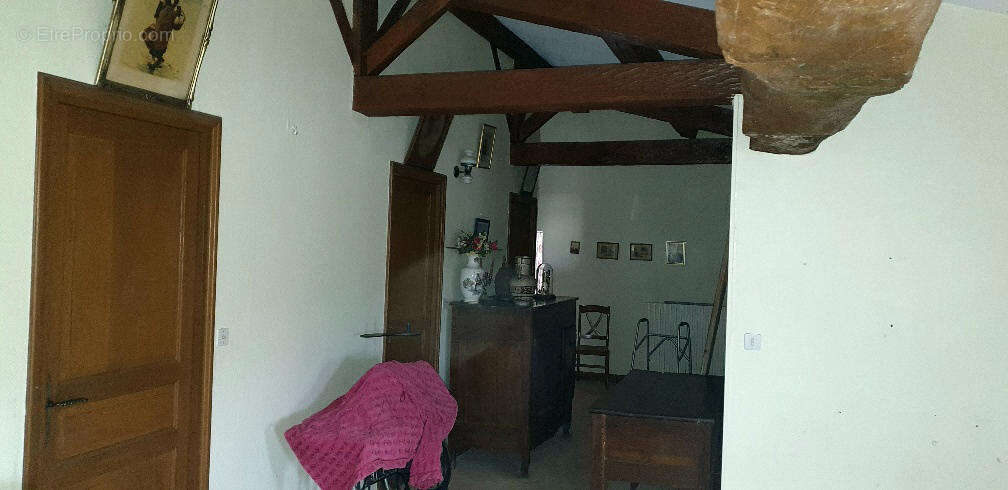 Maison à MONTAIGU-DE-QUERCY