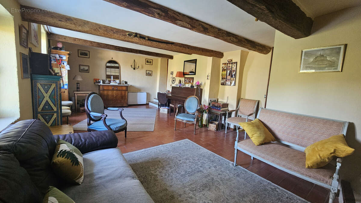 Maison de village 170 m2  avec jardin - photo 7